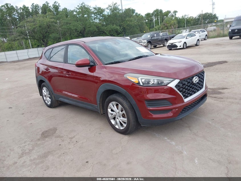 Photo of the 2019 HYUNDAI TUCSON SE