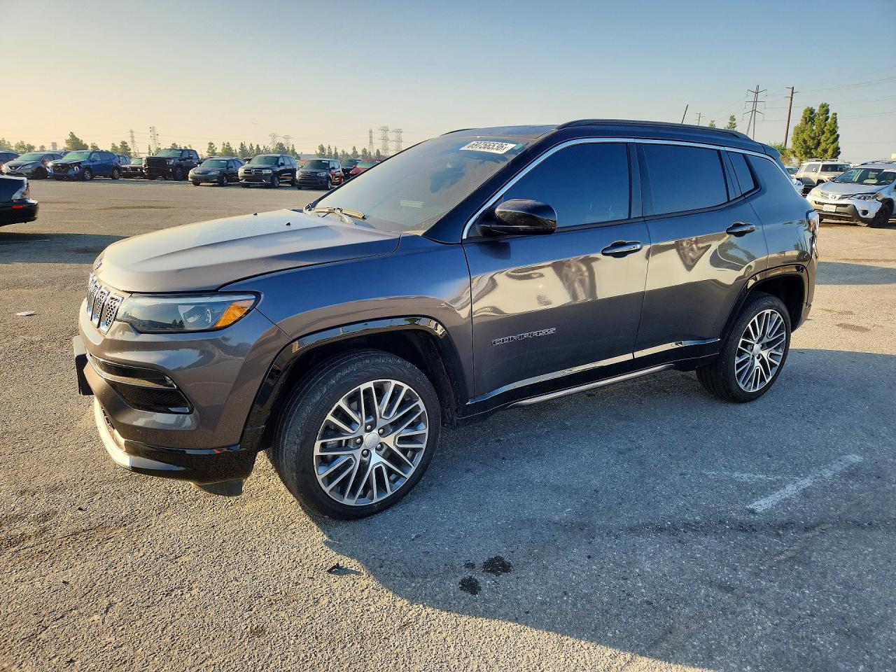 Photo of the 2023 JEEP COMPASS LIMITED