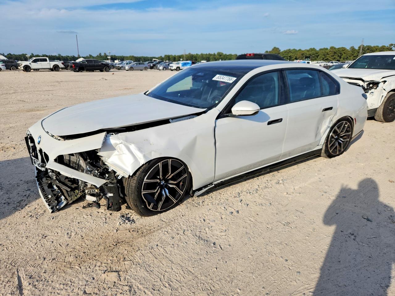 Photo of the 2025 BMW 740 XI