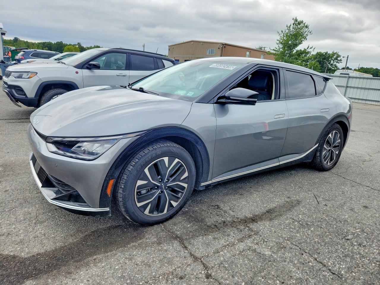 Photo of the 2024 KIA EV6 WIND