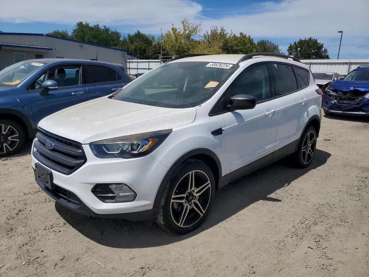 Photo of the 2019 FORD ESCAPE SEL