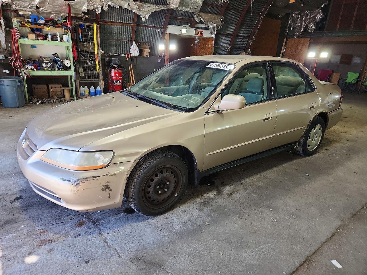 Photo of the 2001 HONDA ACCORD LX