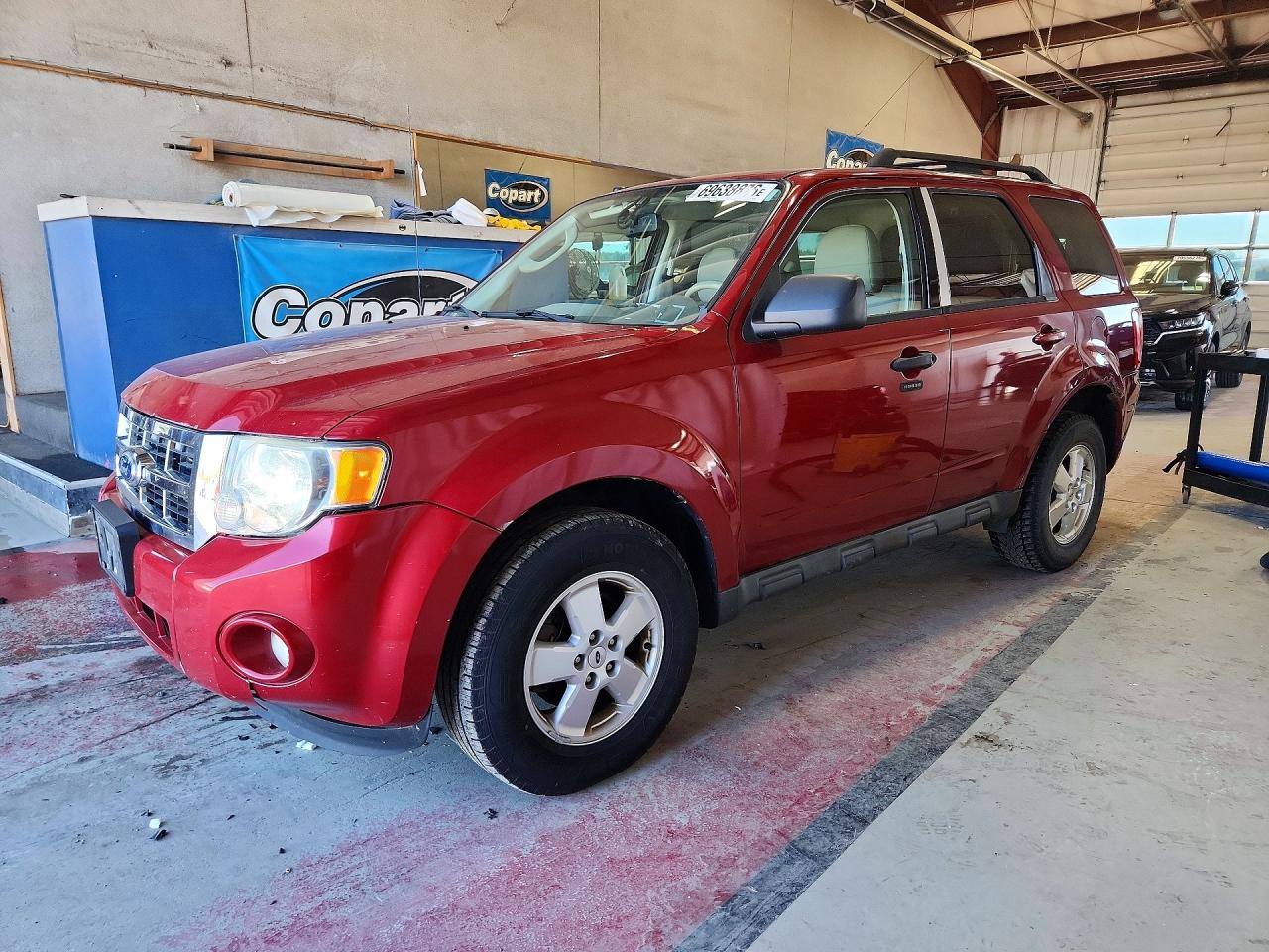 Photo of the 2011 FORD ESCAPE XLT