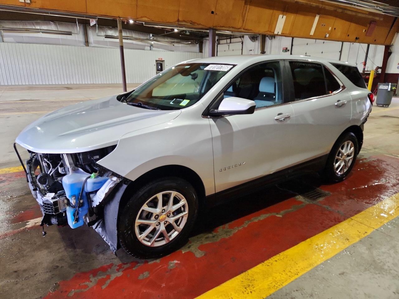 Photo of the 2022 CHEVROLET EQUINOX LT