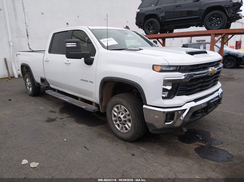 Photo of the 2025 CHEVROLET SILVERADO 2500HD 4WD LONG BED LT