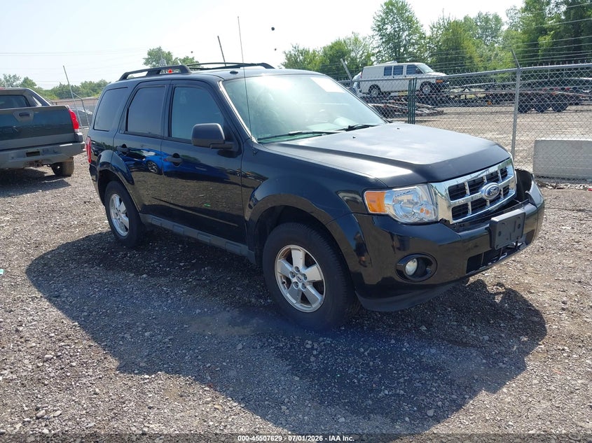 Photo of the 2012 FORD ESCAPE XLT