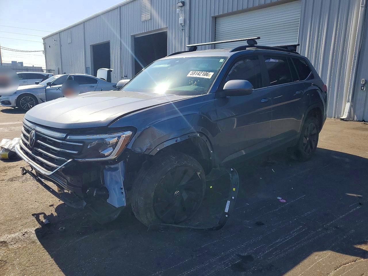 Photo of the 2024 VOLKSWAGEN ATLAS SE