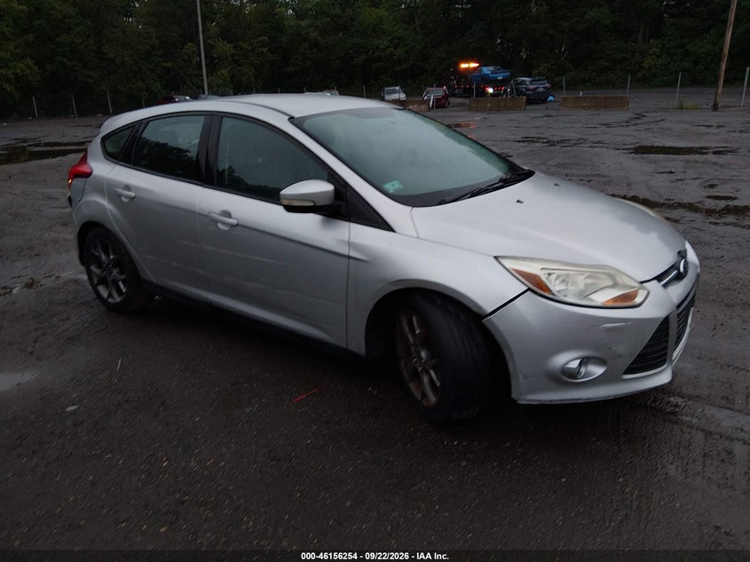 Photo of the 2013 FORD FOCUS SE