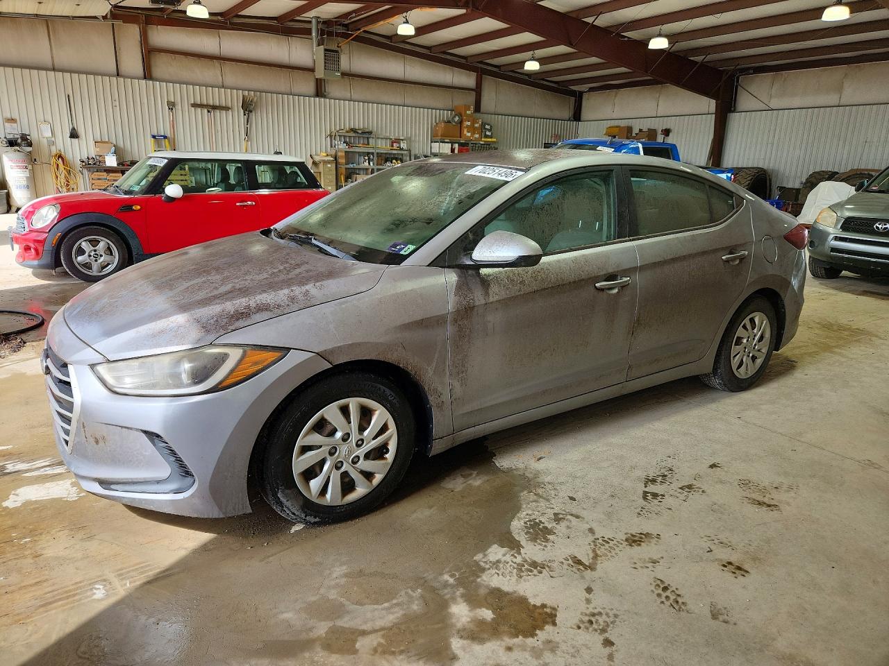 Photo of the 2017 HYUNDAI ELANTRA SE