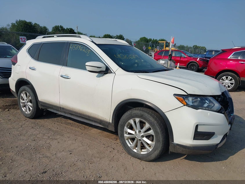 Photo of the 2019 NISSAN ROGUE SV