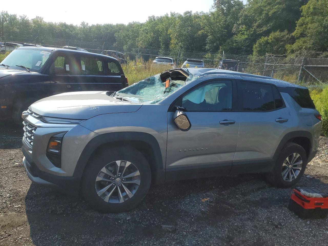 Photo of the 2026 CHEVROLET EQUINOX LT