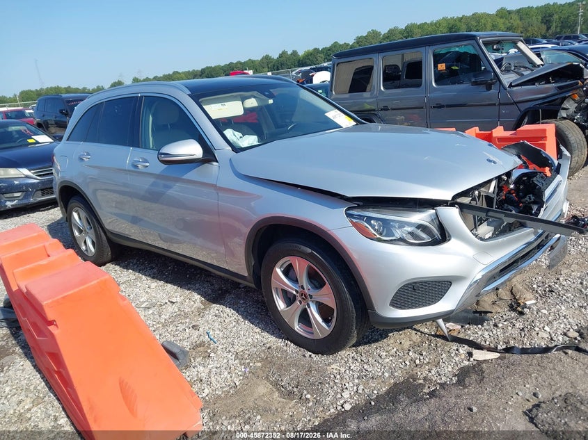 Photo of the 2018 MERCEDES-BENZ GLC 300