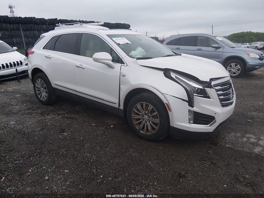 Photo of the 2017 CADILLAC XT5 LUXURY