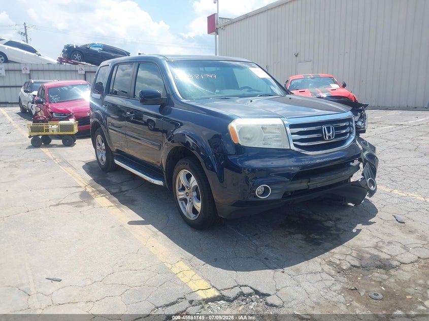 Photo of the 2012 HONDA PILOT EX-L