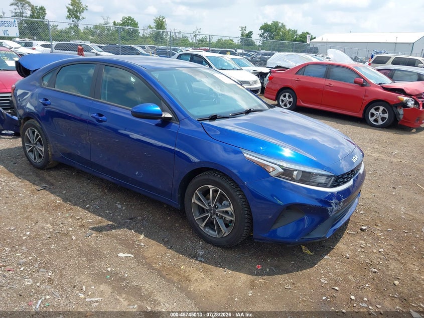Photo of the 2023 KIA FORTE LXS