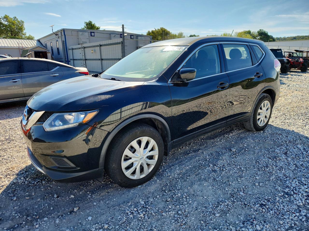 Photo of the 2016 NISSAN ROGUE S