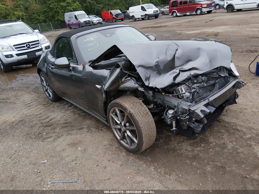 Photo of the 2020 MAZDA MX-5 MIATA GRAND TOURING