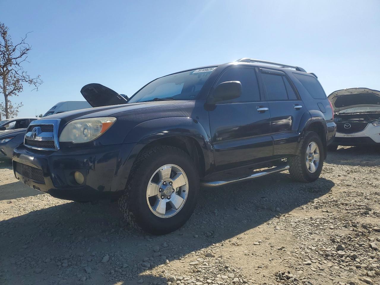 Photo of the 2006 TOYOTA 4RUNNER SR5
