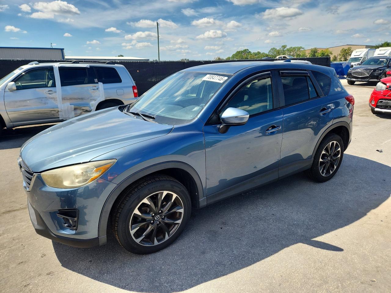 Photo of the 2016 MAZDA CX-5 GT