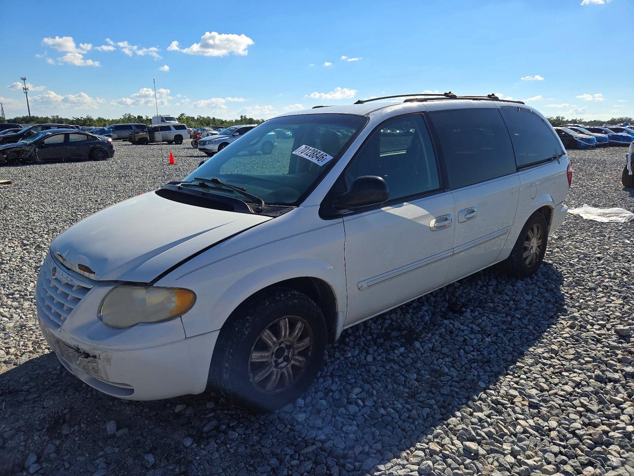 Photo of the 2005 CHRYSLER TOWN & COUNTRY TOURING