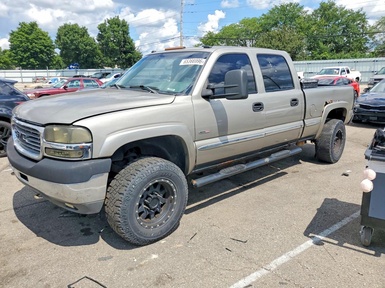Photo of the 2002 GMC SIERRA K2500 HEAVY DUTY