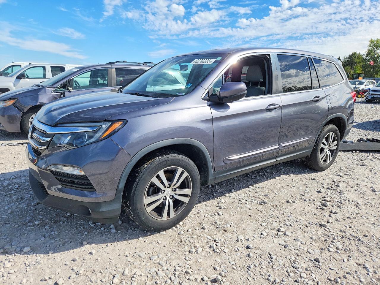 Photo of the 2016 HONDA PILOT EXL