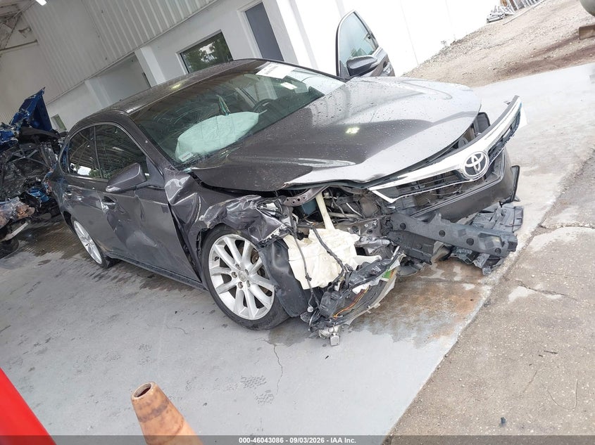Photo of the 2014 TOYOTA AVALON LIMITED