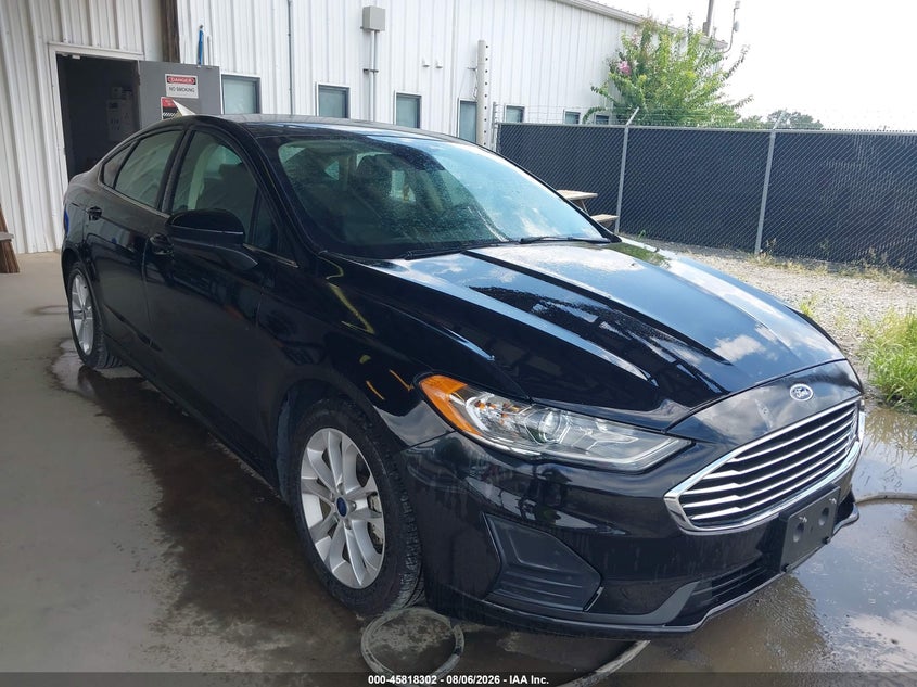 Photo of the 2020 FORD FUSION HYBRID SE