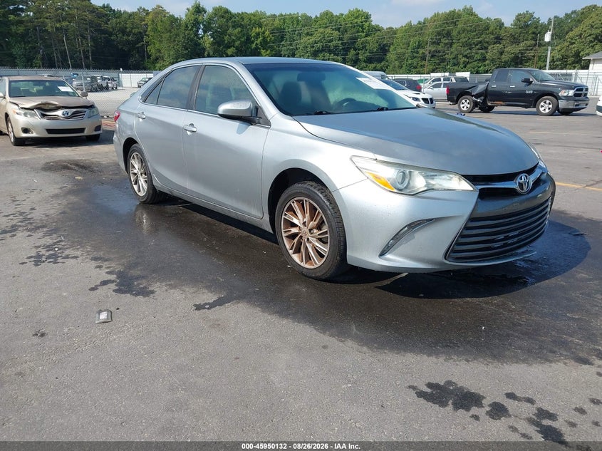 Photo of the 2015 TOYOTA CAMRY LE