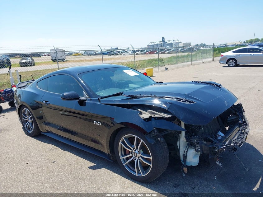 Photo of the 2015 FORD MUSTANG GT PREMIUM