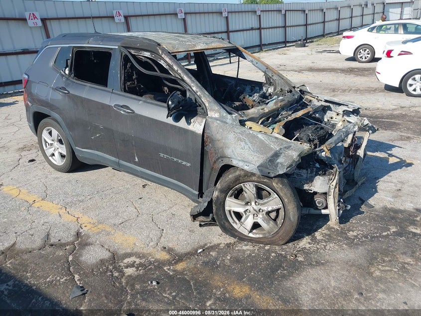 Photo of the 2022 JEEP COMPASS LATITUDE FWD