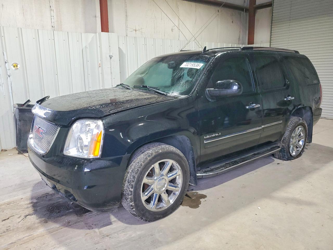 Photo of the 2011 GMC YUKON DENALI