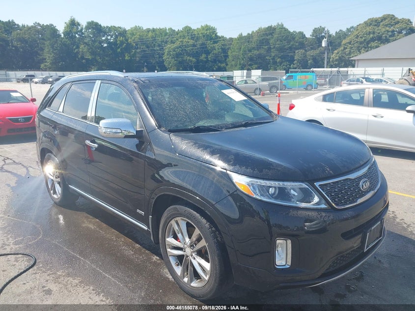 Photo of the 2015 KIA SORENTO LIMITED V6