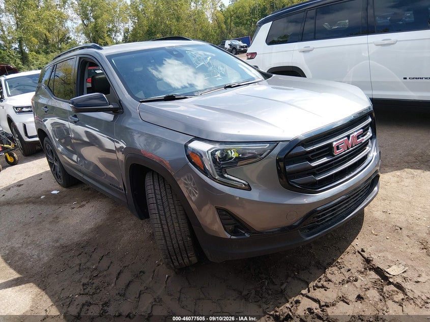 Photo of the 2020 GMC TERRAIN FWD SLT
