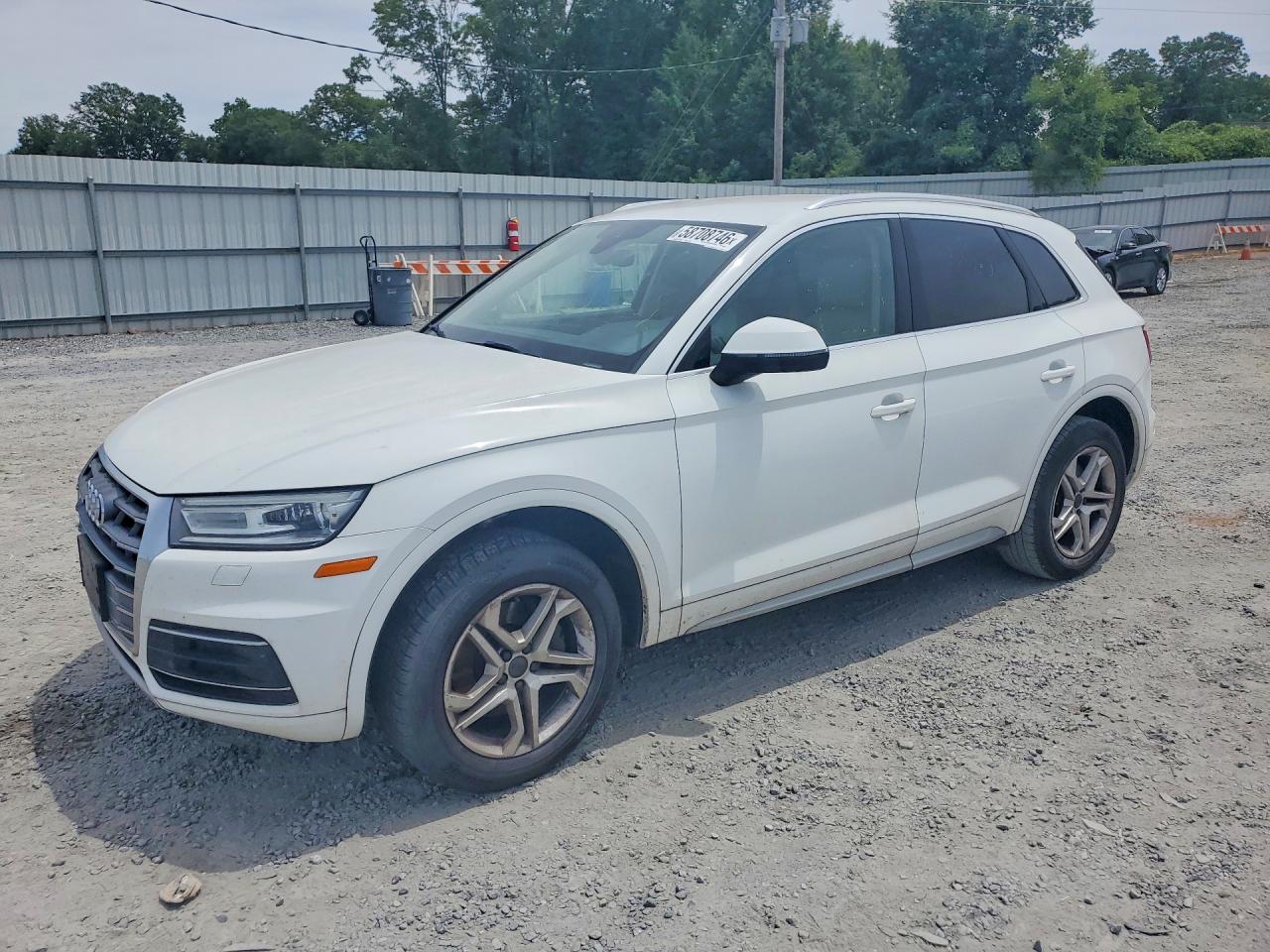 Photo of the 2019 AUDI Q5 PREMIUM