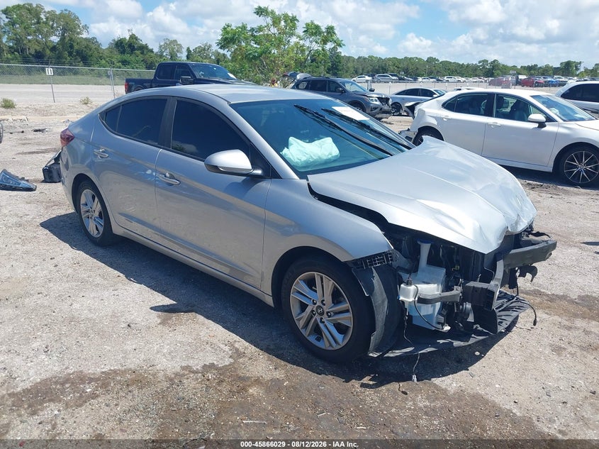 Photo of the 2020 HYUNDAI ELANTRA SEL