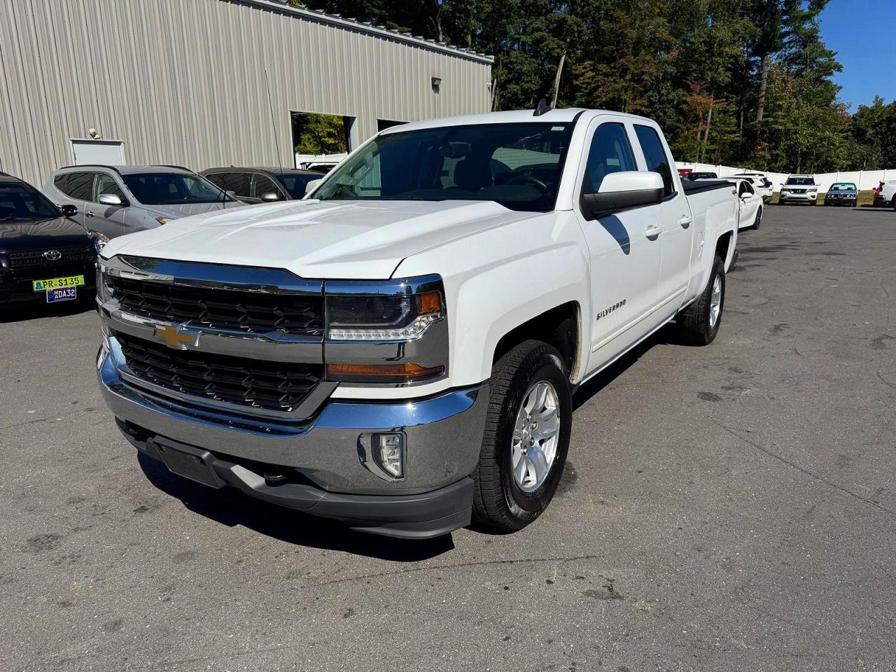 Photo of the 2016 CHEVROLET SILVERADO K1500 LT