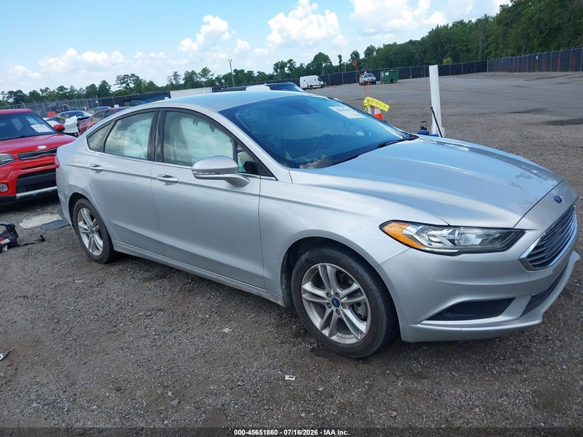 Photo of the 2018 FORD FUSION SE