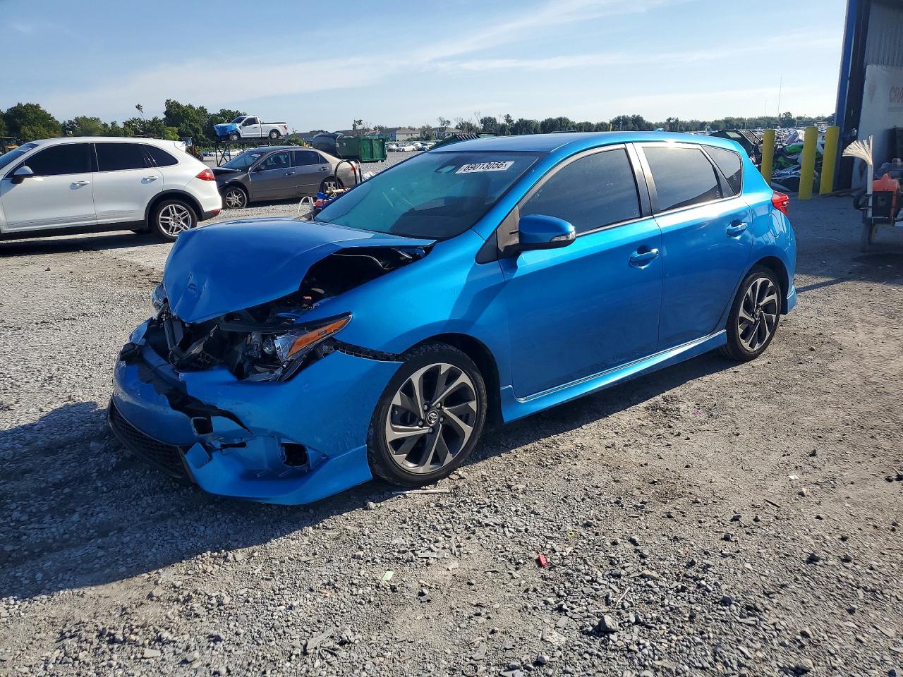 Photo of the 2017 TOYOTA COROLLA IM BASE