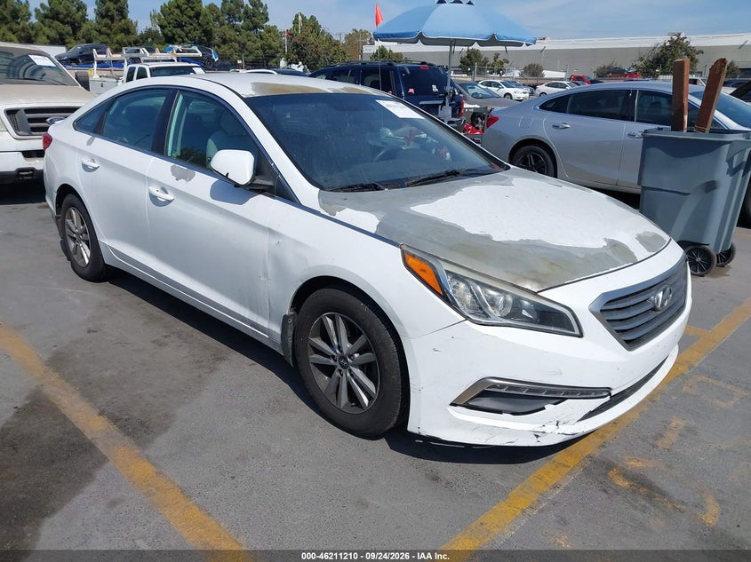 Photo of the 2015 HYUNDAI SONATA 2.4L SE
