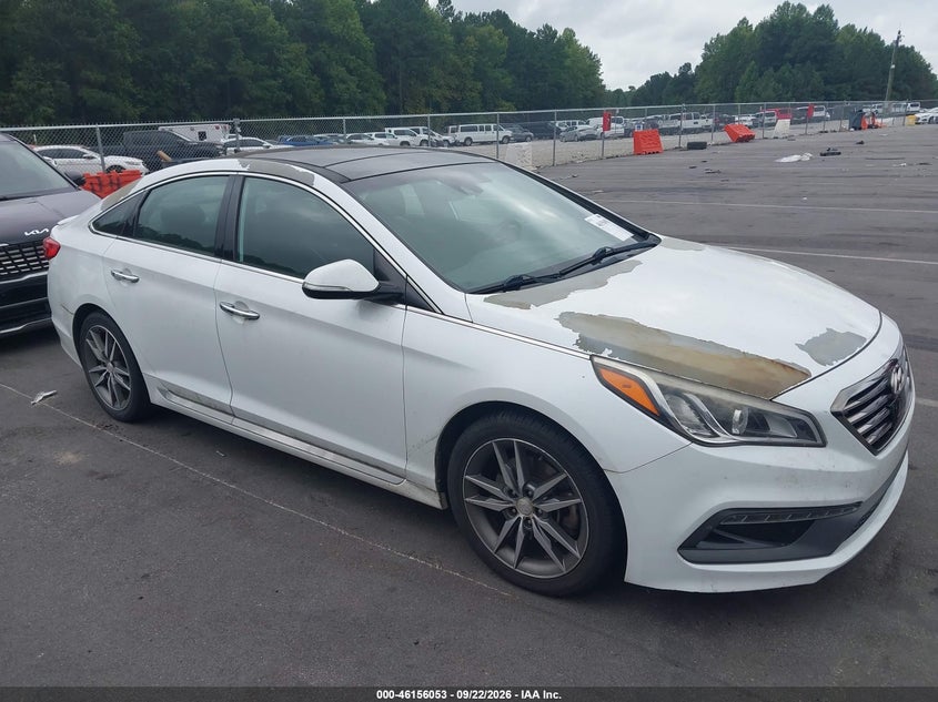 Photo of the 2015 HYUNDAI SONATA SPORT 2.0T