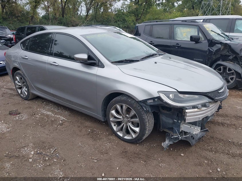 Photo of the 2015 CHRYSLER 200 S