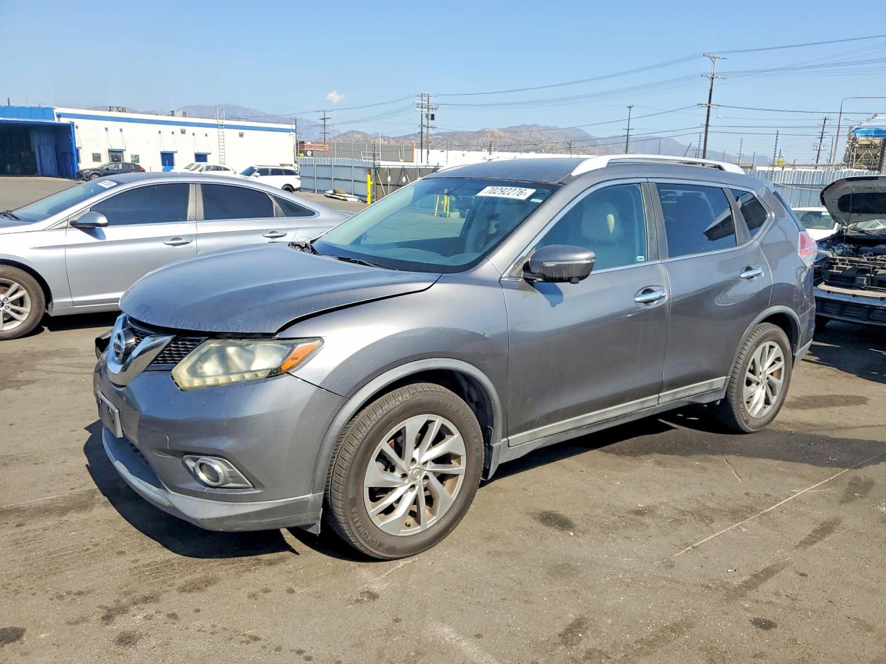 Photo of the 2015 NISSAN ROGUE SL