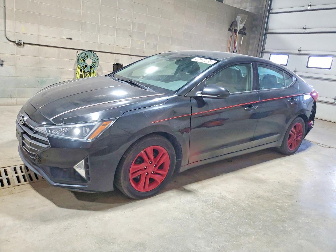 Photo of the 2020 HYUNDAI ELANTRA SEL