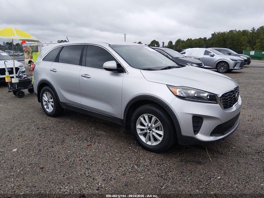 Photo of the 2019 KIA SORENTO 2.4L L