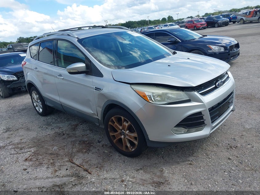 Photo of the 2014 FORD ESCAPE TITANIUM