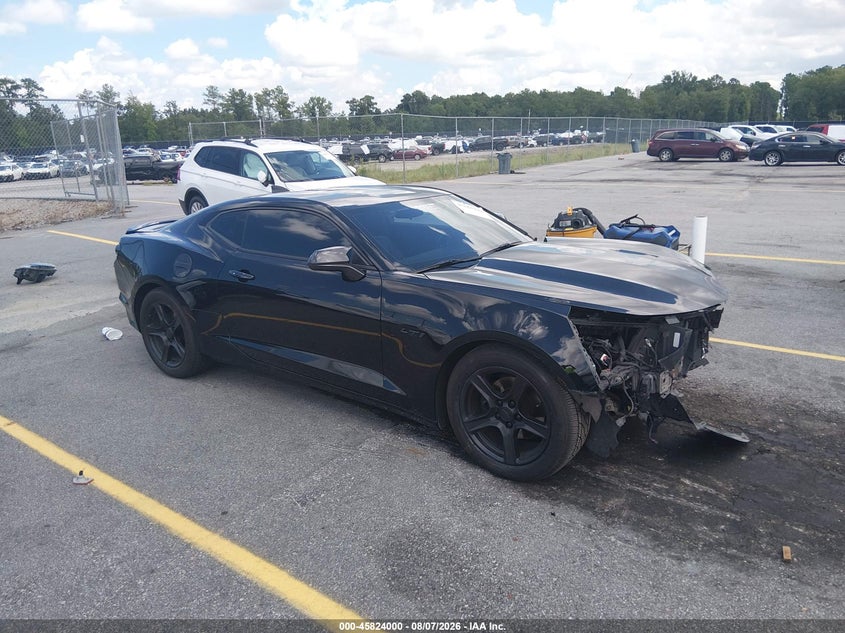 Photo of the 2020 CHEVROLET CAMARO RWD 1LT