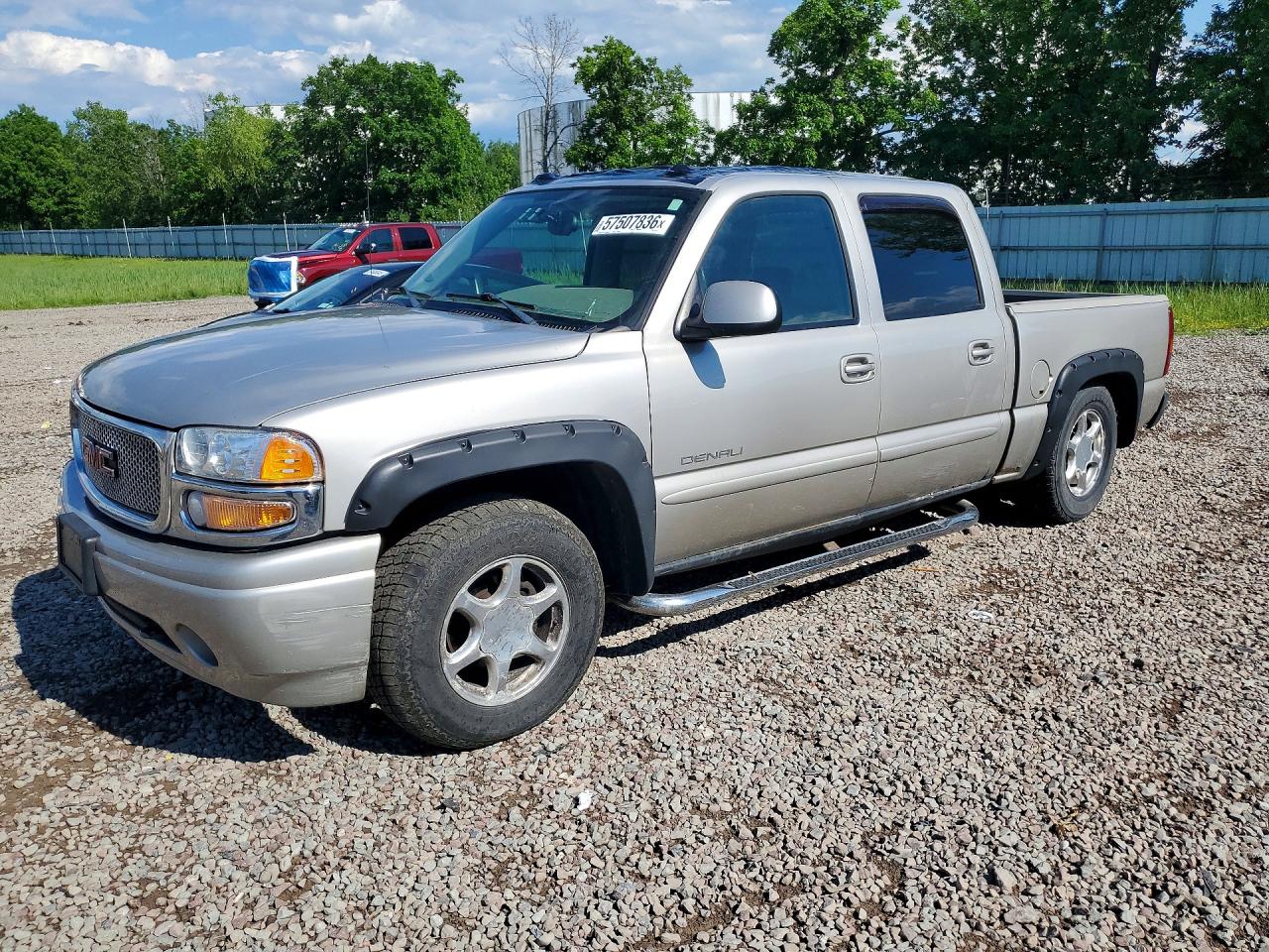 Photo of the 2005 GMC SIERRA K1500 DENALI