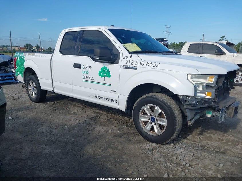 Photo of the 2016 FORD F-150 XLT