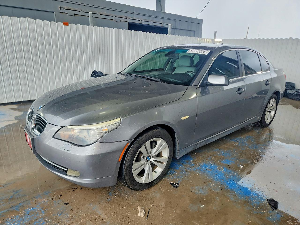 Photo of the 2009 BMW 528 I
